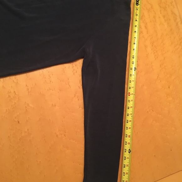 CLAIBORNE Casual Long Sleeve Shirt.  New, Small, Cool Fabric - Picture 11 of 14